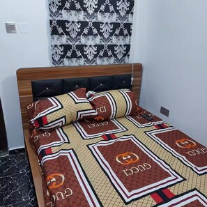 1 Schlafzimmer, Bügeleisen/Bügelbrett, WLAN