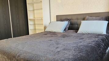 1 Schlafzimmer, Bügeleisen/Bügelbrett, WLAN, Bettwäsche