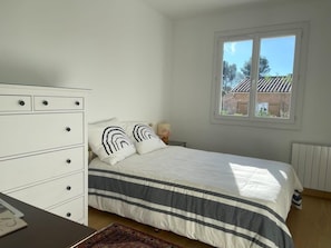3 chambres, Wi-Fi, draps fournis