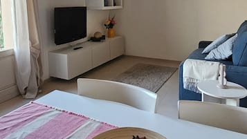Smart TV, books