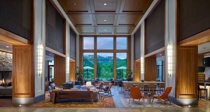 Feb 1-8, 2025 ONLY @The Westin Mountain Villas, Beaver Creek Mountain (7 nights)