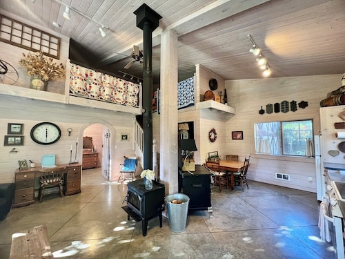 40 Acre Estate, Beach Access, Horses, Sleeps up to 6 on Vashon Island