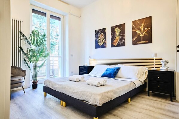 4 bedrooms, WiFi, bed sheets