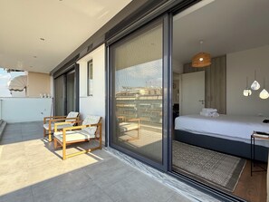 2 bedrooms, iron/ironing board, WiFi, bed sheets - TH4 - 2 bedrooms Cloud9 in the city (Athina)