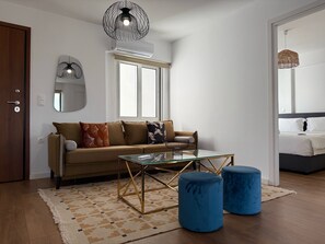 Living area - TH4 - 2 bedrooms Cloud9 in the city (Athina)