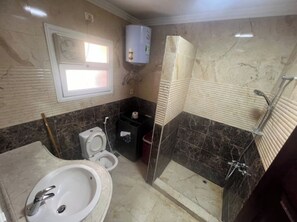Bathroom - Madinaty Cozy 2BR Stay (Second New Cairo)