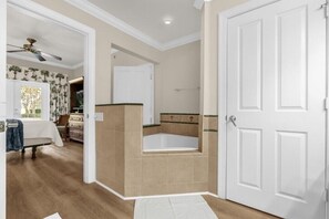 3 bedrooms, iron/ironing board, WiFi, bed sheets - 3 Bedrooms / 2 Bathrooms / Reunion (7697-101HC) (Kissimmee)