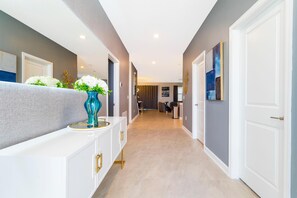 Maison, plusieurs lits (*9332 SH - Champions Gate Unique Luxu) | Intérieur