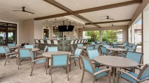 Casa, varias camas (8967 CC - Cozy 5 Bed Home with Privat) | Restaurante al aire libre