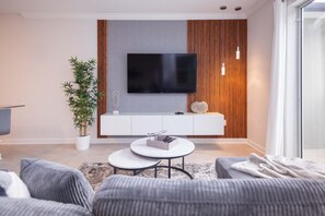 Apartment, Mehrere Betten (2901 SS - 4BR - Serene Retreat at Sto) | Wohnbereich