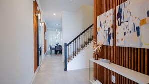 Apartment, Mehrere Betten (2489 RT - Ultimate Townhome Oasis wit) | Innenbereich