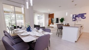 Apartment, Mehrere Betten (2489 RT - Ultimate Townhome Oasis wit) | Speisen