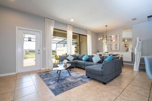 Huis, meerdere bedden (8822 GC - Fabulous 5BR Townhome: Pet ) | Woonruimte
