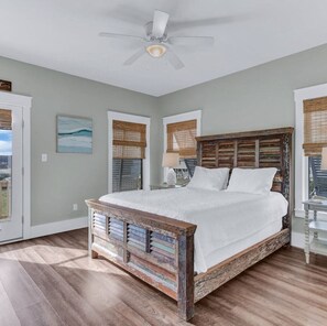 3 bedrooms, travel cot, free WiFi, bed sheets