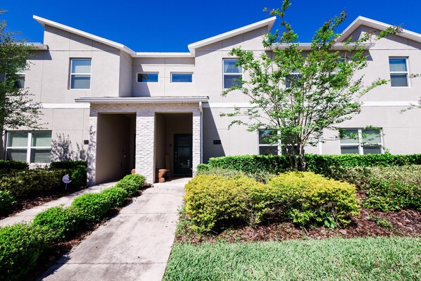 House, Multiple Beds (810 PB - 4BD - Green Luxury Paradise) | Exterior