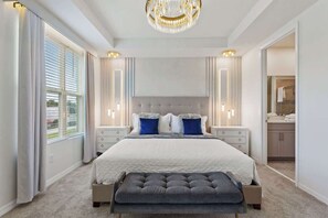 5 bedrooms, iron/ironing board, WiFi, bed sheets
