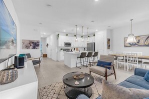 Casa, várias camas (654 LD - Festival) | Área de estar