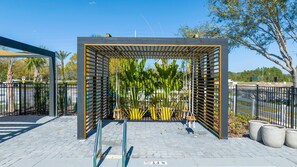 Condo, Multiple Beds (8761 ZD - 3 BD The Hub Paradise Cozy ) | Property grounds