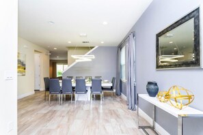 House, Multiple Beds (421 NP - Exquisite Retreat at Encore ) | Dining