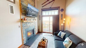 スマートテレビ、暖炉