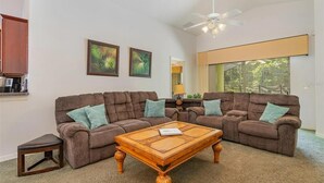 House, Multiple Beds (2226 RR - Elegant Retreat Private Poo) | Living area - 2226 RR - Elegant Retreat Private Pool (Davenport)