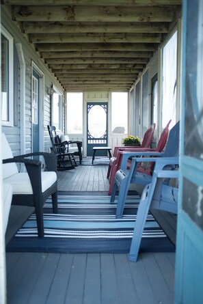 Terrace/patio - Private oceanfront cottage, amazing beach, sunsets and view-only minutes to PEI! (Murray Corner)