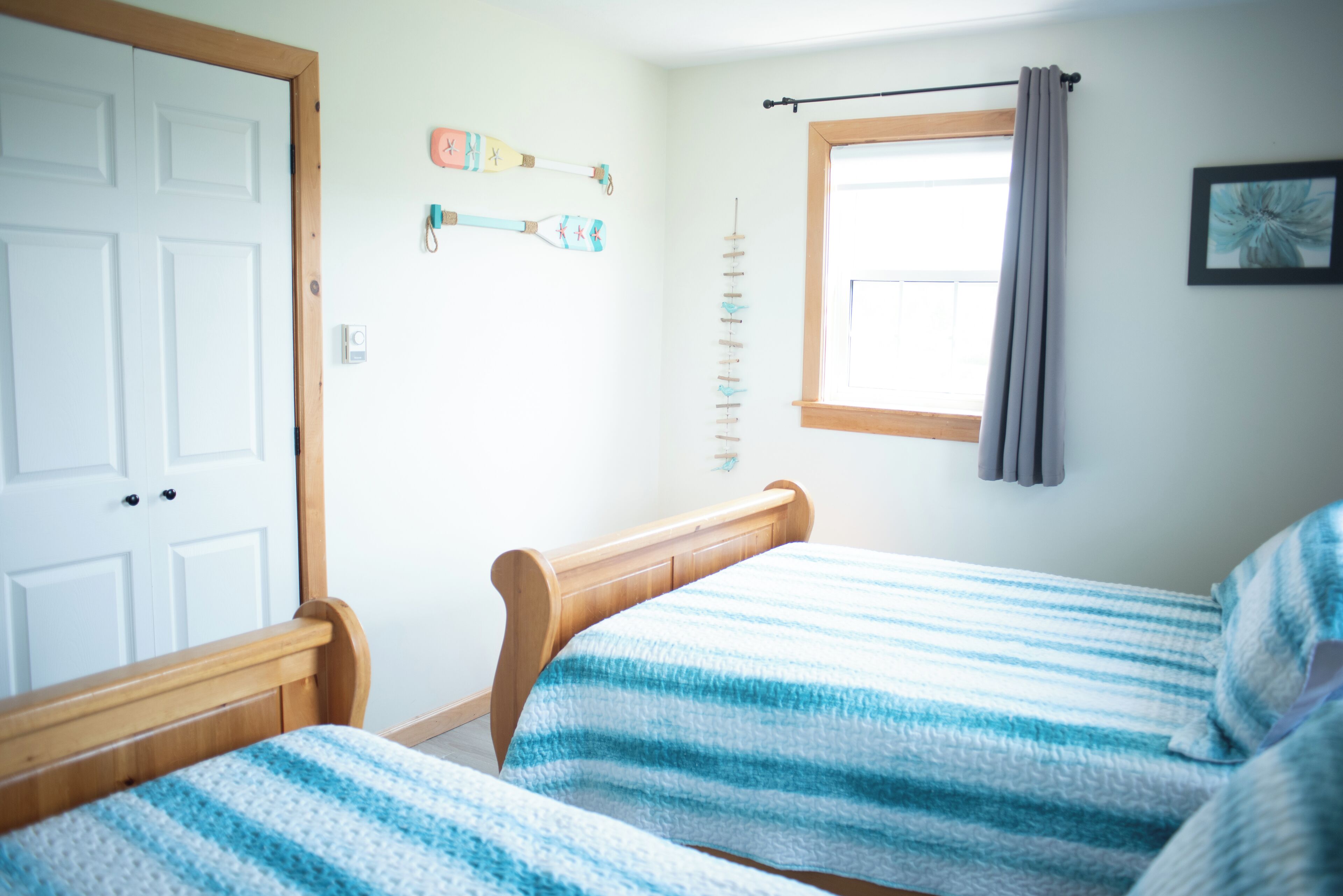 3 camere, una scrivania, ferro/asse da stiro, culla da viaggio