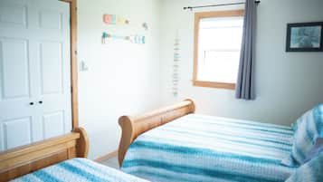 3 soveværelser, skrivebord, strygejern/strygebræt, weekendseng