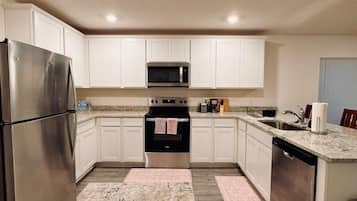 Microwave, oven, stovetop, dishwasher