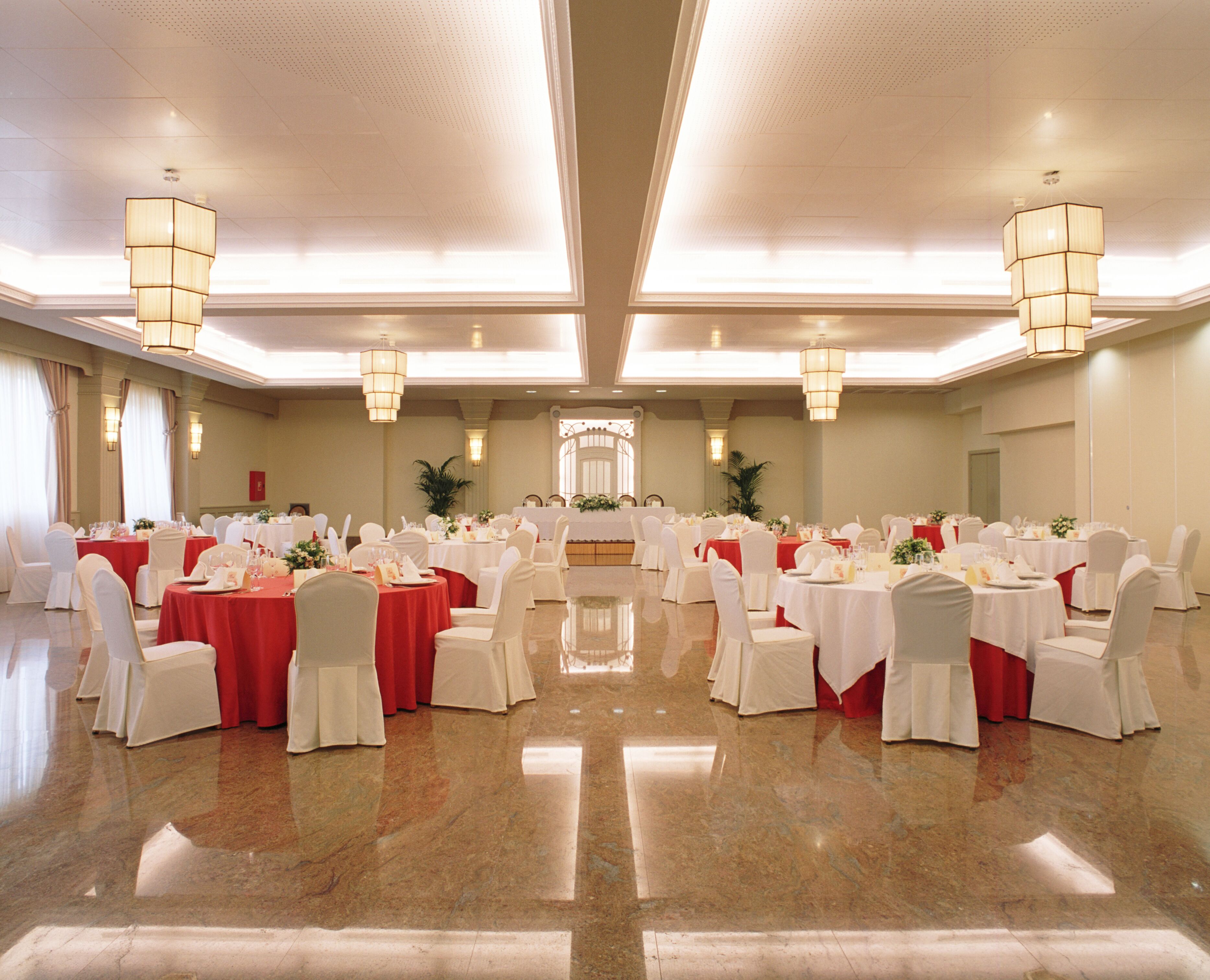 Banquet hall