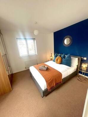 2 bedrooms, WiFi, bed sheets