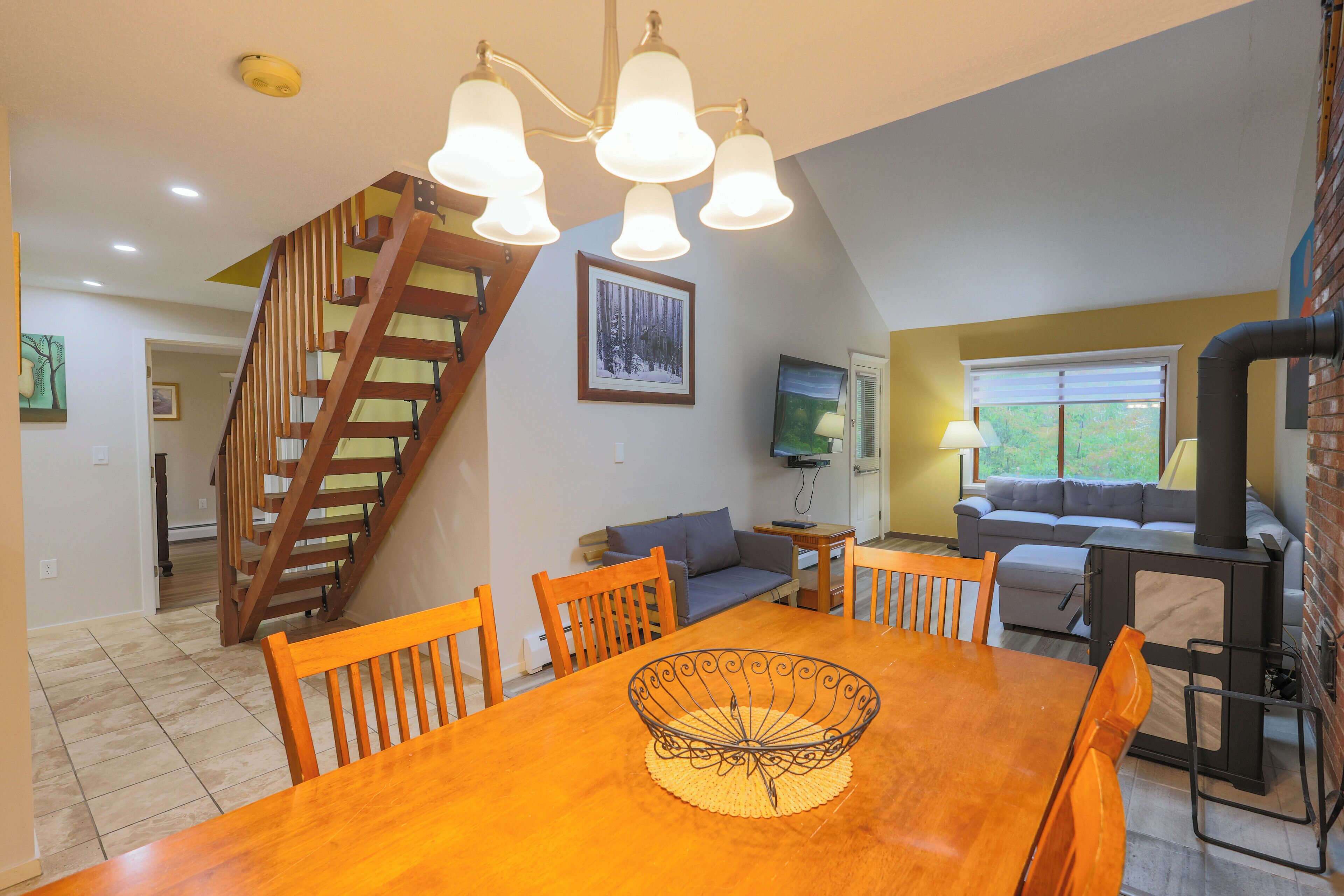Official Seasons Rmc Condo 16g - 2 Bedrooms + Loft - Sleeps 9 - Dog Fees - Jackson, NH