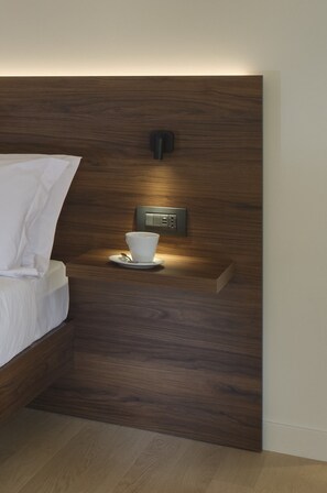Premium bedding, individually furnished, laptop workspace - Portica Homes Assisi (Assisi)