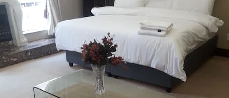 7 bedrooms, iron/ironing board, WiFi, bed sheets