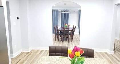 Spacious 7-bedroom house in lovely Lanham