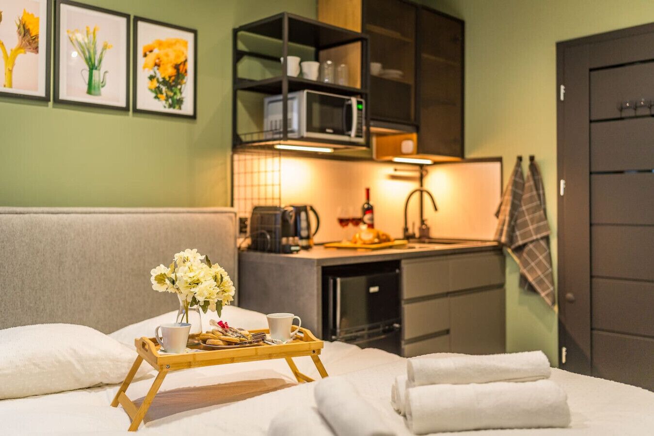 1 bedroom, iron/ironing board, free WiFi, bed sheets