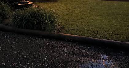 Lake Breeze Cottage Walk to GOTL Strip! Unit A 1 King 2 Queen Bedrooms!