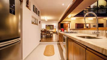Deluxe Villa | Private kitchen | Dishwasher