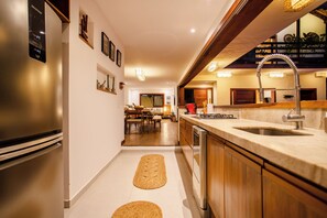 Villa Deluxe | Cocina privada | Lavavajillas