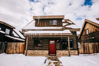 Colvin Cabin on Cooper
