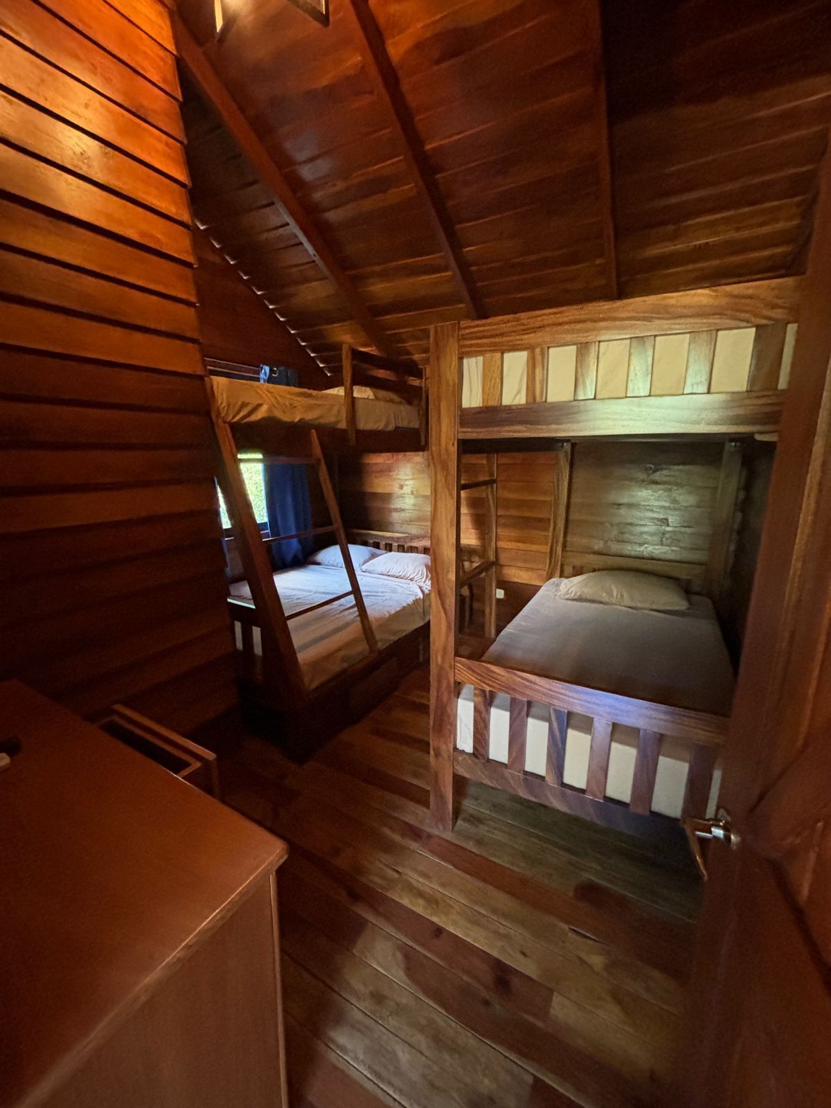 2 chambres, fer et planche à repasser, Wi-Fi, literie fournie