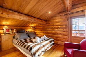 4 Schlafzimmer, Schreibtisch, Bügeleisen/Bügelbrett, kostenloses WLAN