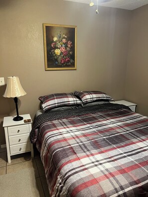 1 bedroom, free WiFi, bed sheets