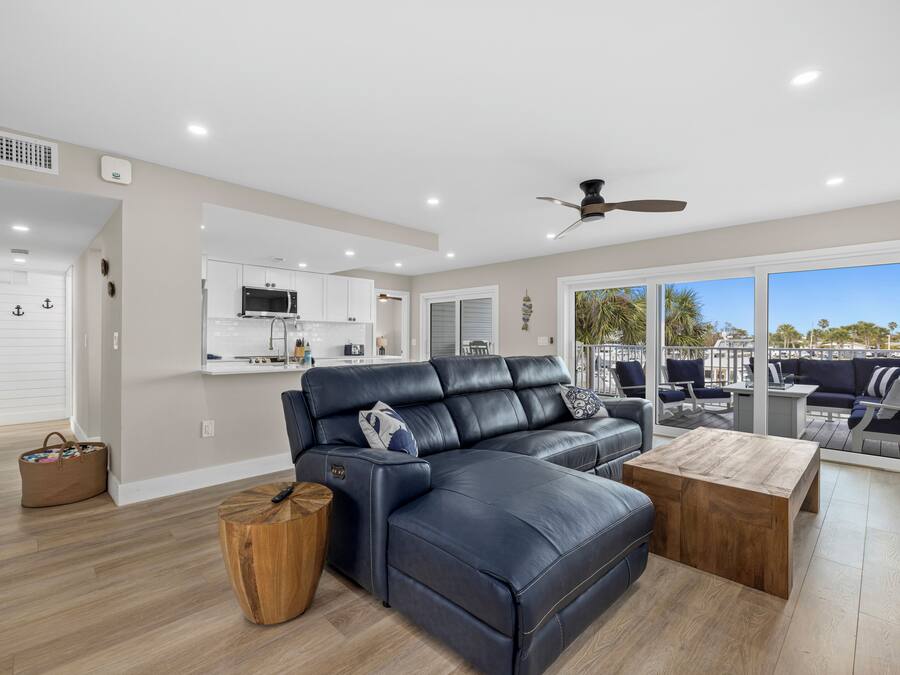 Luxury Condo, 3 Bedrooms, Kitchen, Ocean View | Teres/patio