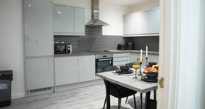 City Centre Luxury ApartmentSofa BedWIFI