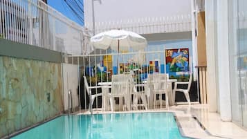 Udendørs pool