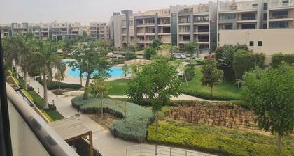 "Superb City Stay" in Midtown Compound AUC Avenue