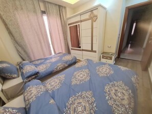 3 bedrooms, iron/ironing board, WiFi