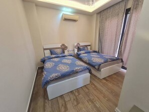 3 bedrooms, iron/ironing board, WiFi