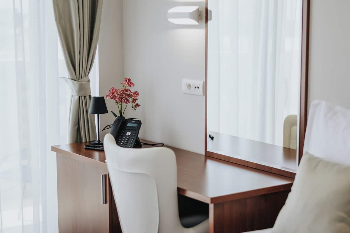 Family Suite | Desk, laptop workspace, soundproofing, free WiFi